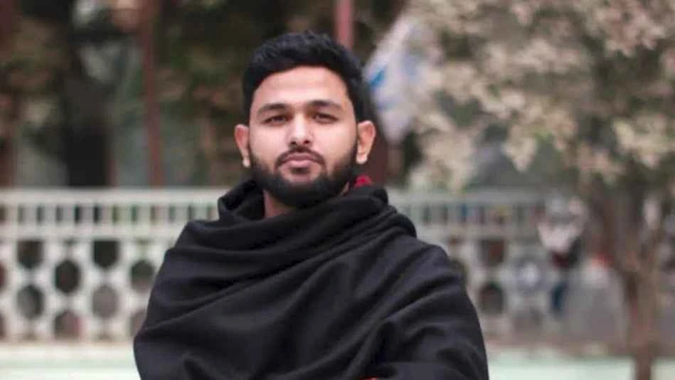 ইনকিলাব কালচারাল সেন্টারের দায়িত্ব ছাড়লেন জাবের