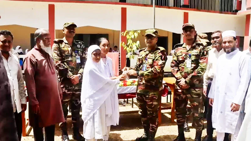 রাঙামাটি লংগদু জোনে সেনাবাহিনীর বৃক্ষরোপণ কর্মসূচি