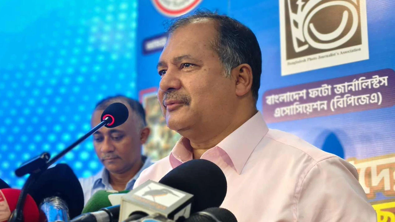 সংসদের চেয়ে রাজপথকে প্রাধান্য দেওয়ার প্রবণতা গণতন্ত্রের জন্য শুভ নয়: তথ্যমন্ত্রী