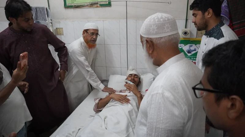 শিক্ষাঙ্গনে হামলার ঘটনায় বিএনপির শীর্ষ নেতৃত্বের প্রতি ব্যবস্থা নেওয়ার আহ্বান জামায়াত আমিরের