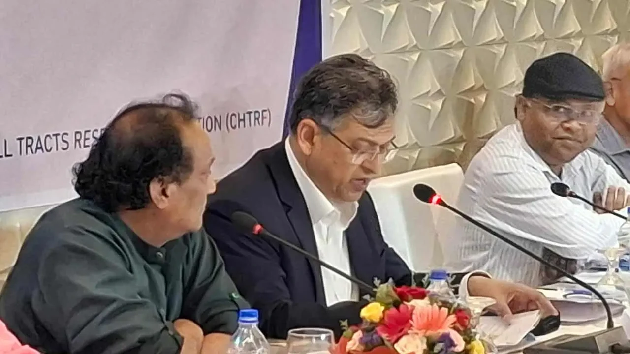 আমরা সবাই বাংলাদেশের অধিবাসী হব, আদিবাসী কেউ হব না : স্বরাষ্ট্রমন্ত্রী