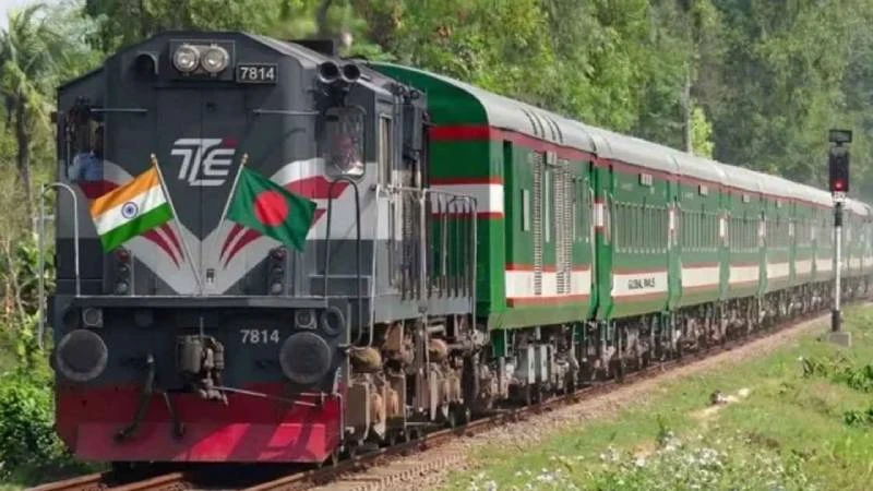 ভারত থেকে আসছে ১৯ রেল কোচ