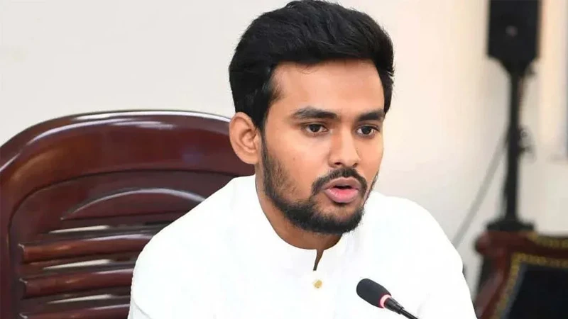 আসিফ মাহমুদের দায়িত্বকালে নিয়োগ-বদলির নথি চেয়েছে দুদক