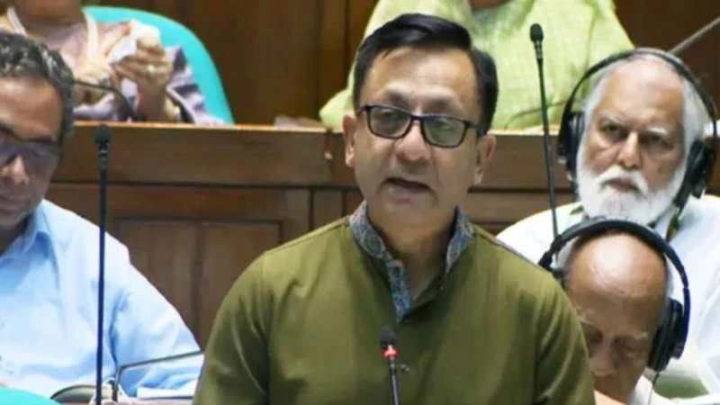 তিন বছরে ৪ শতাধিক পোশাক কারখানা বন্ধ : বাণিজ্যমন্ত্রী