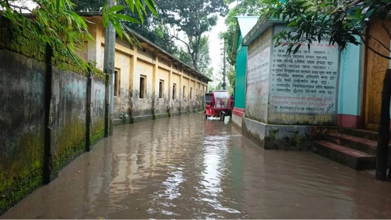 খানাখন্দে বেহাল ভৈরবের  গোছামারা সড়ক, দুর্ভোগ