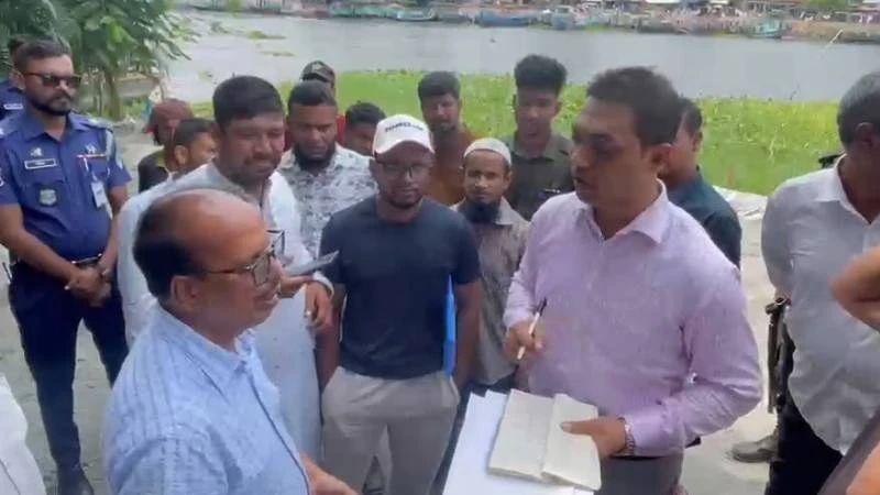 নবীনগরে নদী ভরাটের দায়ে ২ লাখ টাকা জরিমানা