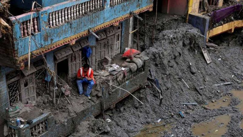 নেপাল-চীন সীমান্তে ভয়াবহ বন্যায় মৃত্যু বেড়ে ১৩৭৫