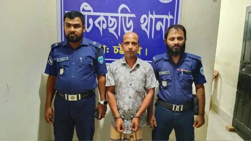 ডেভিড ইমনের সহযোগী ডাবা হারুন গ্রেপ্তার