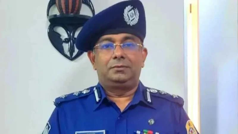 সাবেক অতিরিক্ত ডিআইজি আপেল মাহমুদ সাময়িক বরখাস্ত