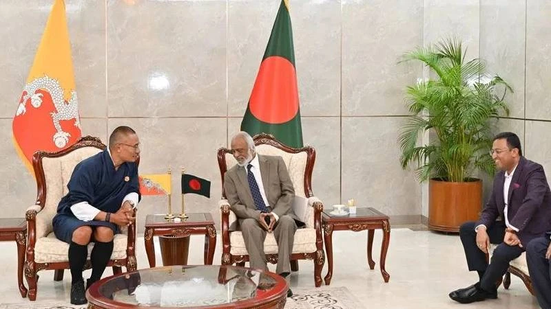 সার্ককে ফের সক্রিয় করতে ভুটানের সহযোগিতা চেয়েছে বাংলাদেশ