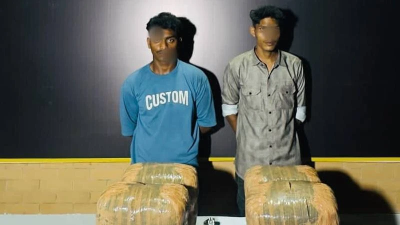 রামপালে এসআরবি'র অভিযানে ২০ কেজি গাঁজাসহ আটক ২