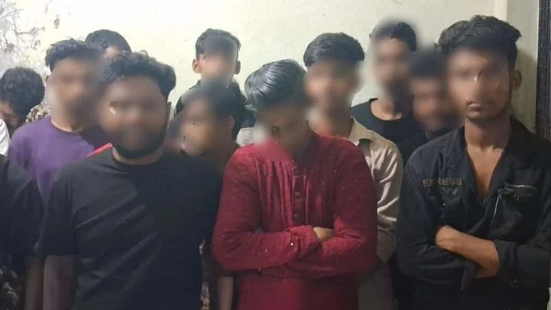 কুমিল্লায় একরাতে ৬২৪ কিশোর গ্যাং সদস্য আটক