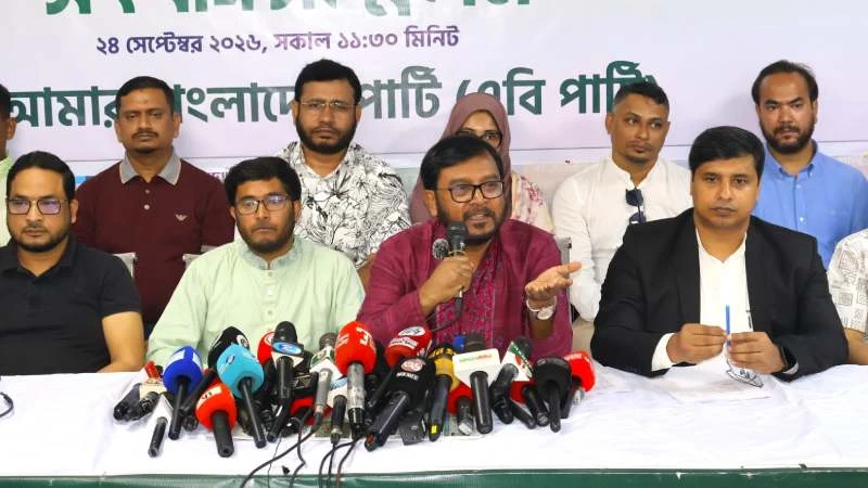 জনস্বার্থের তোয়াক্কা না করে জ্বালানি তেলের মূল্যবৃদ্ধি সরকারের দেউলিয়াত্বের বহিঃপ্রকাশ: মজিবুর রহমান মঞ্জু