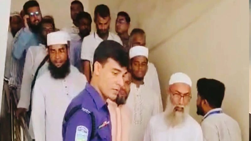 যুবদল নেতার মামলায় জামায়াতের ২৫ নেতা-কর্মী কারাগারে