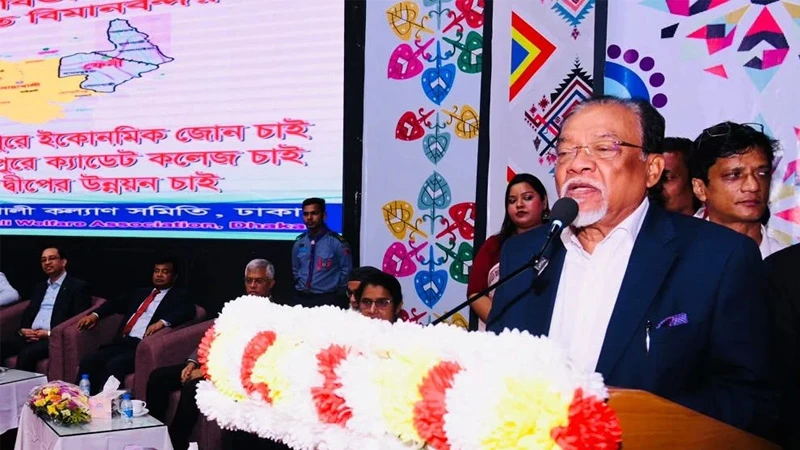 তরুণদের উদ্যোক্তা হওয়ার আহ্বান জনপ্রশাসন উপদেষ্টার