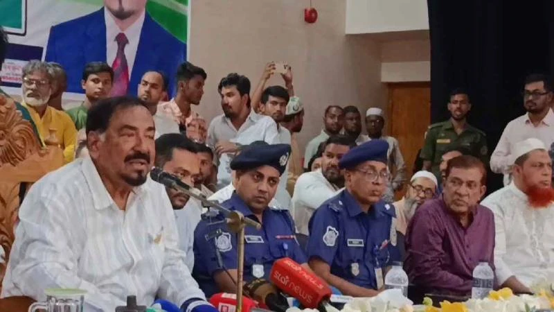 ইশরাকের হাতে অস্ত্র নেওয়া শোভনীয় হয়নি: স্পিকার