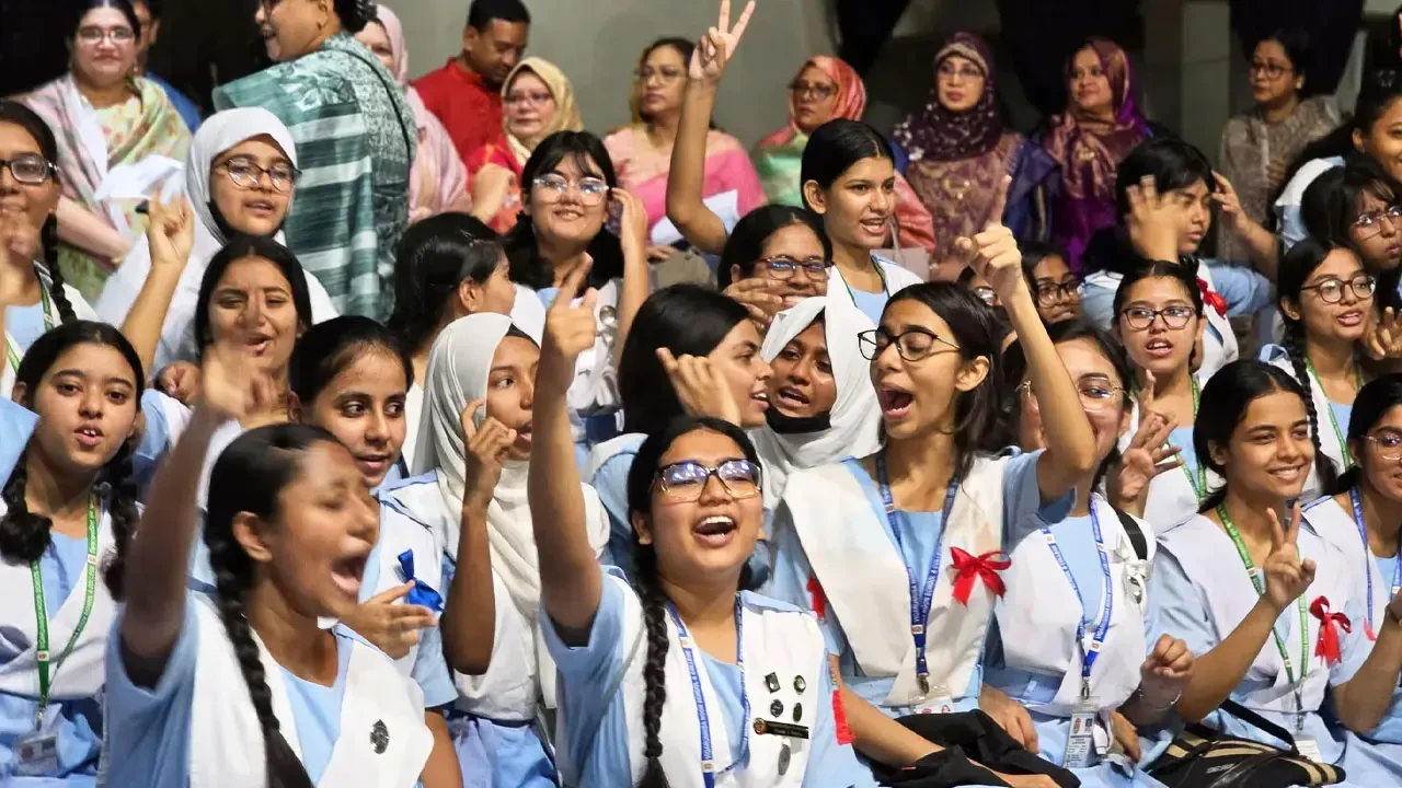 এইচএসসির ফল প্রকাশের তারিখ পরিবর্তন