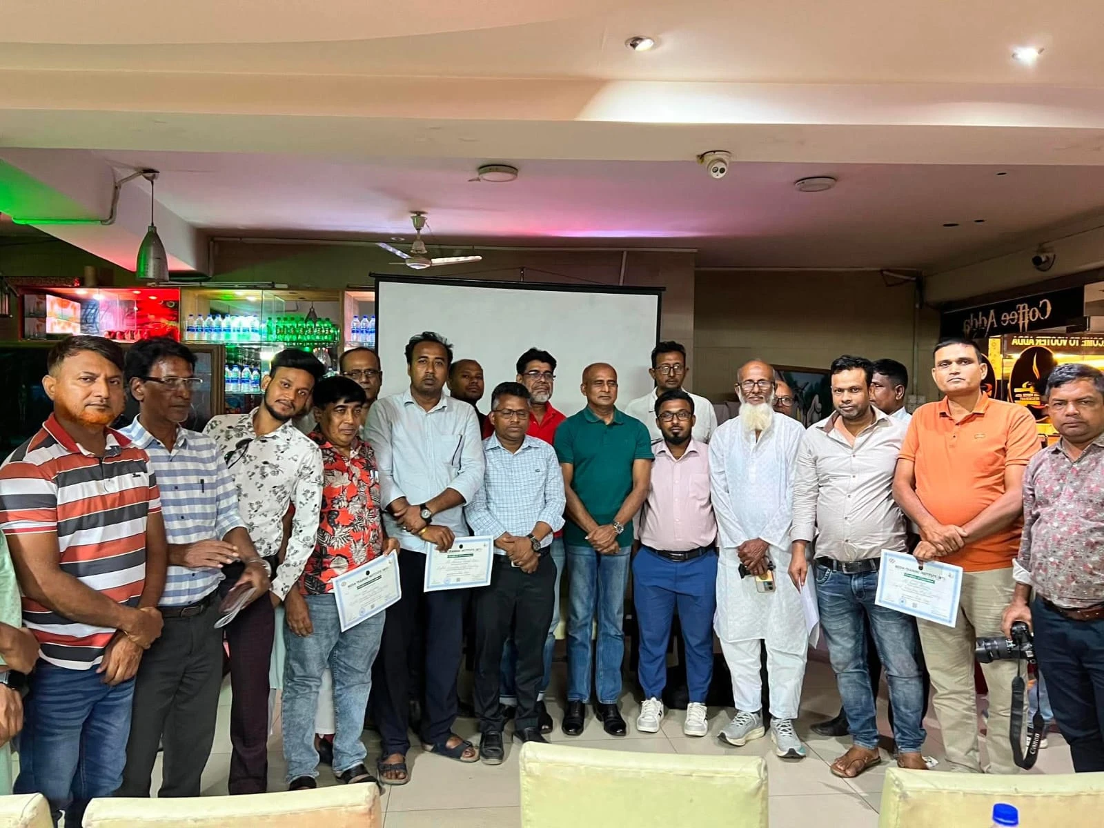 উত্তরায় মোবাইল জার্নালিজম বিষয়ক কর্মশালা অনুষ্ঠিত