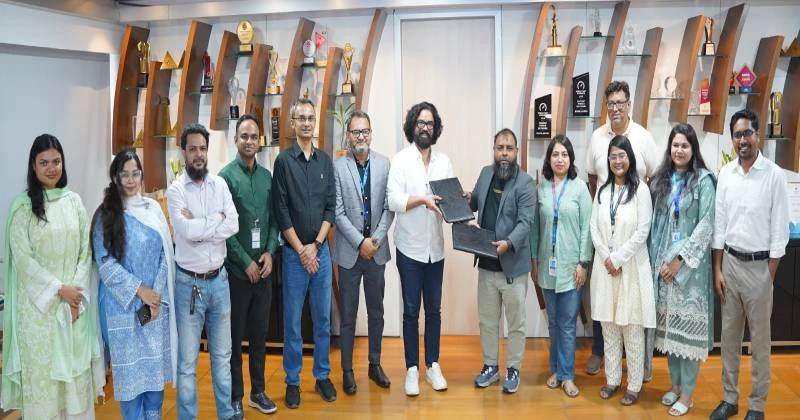 পোশাক কর্মীদের জন্যে গ্রামীণফোন ও আপন বাজার এর যৌথ উ‌দ্যোগ