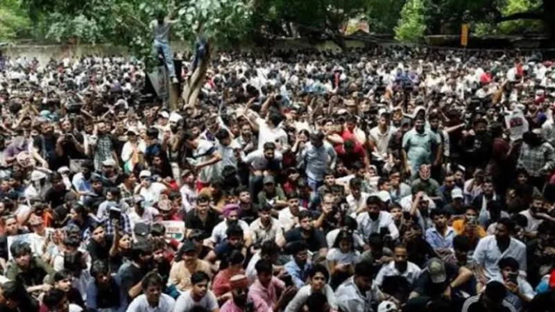 ভারতের বিভিন্ন রাজ্যে ছড়িয়ে পড়ছে প্রতিবাদের আগুন