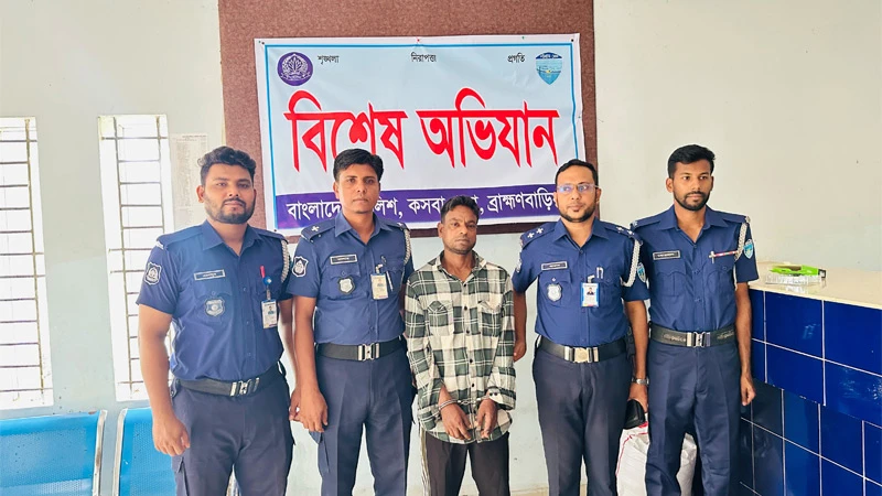 কসবায় উত্তরা ব্যাংক কর্মকর্তা হত্যা মামলার প্রধান আসামি গ্রেফতার