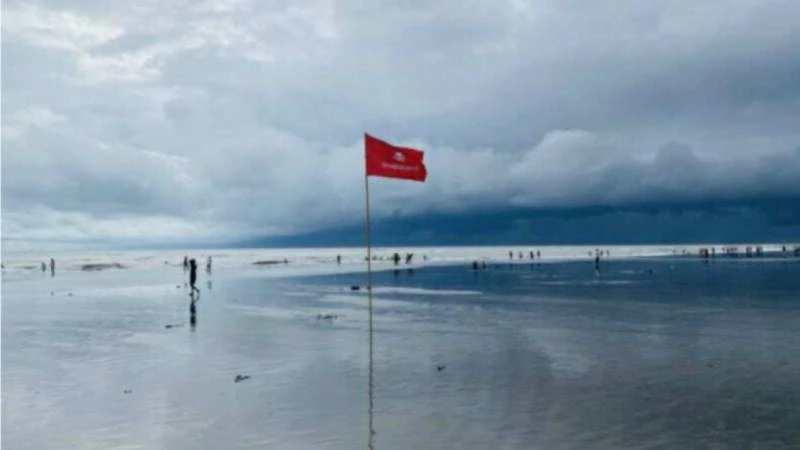 লঘুচাপের প্রভাবে বৃষ্টিপাতের শঙ্কা, ৩ নম্বর সতর্কতা সমুদ্রবন্দরে