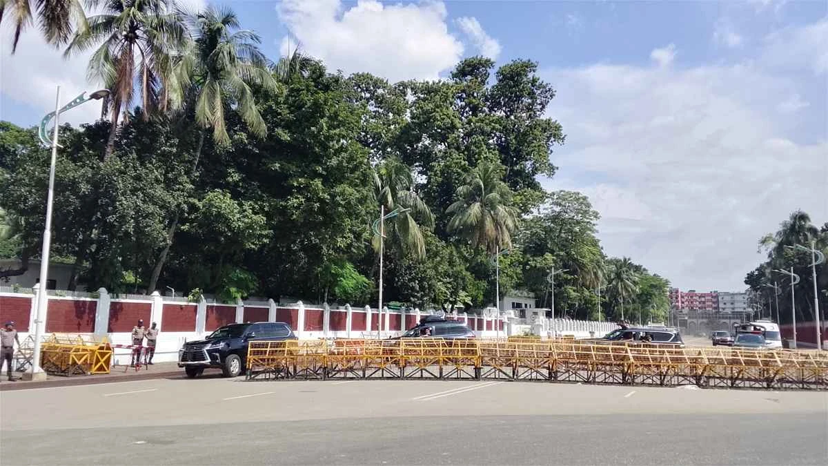 পদত্যাগের পর বঙ্গভবন ছাড়লেন সাহাবুদ্দিন