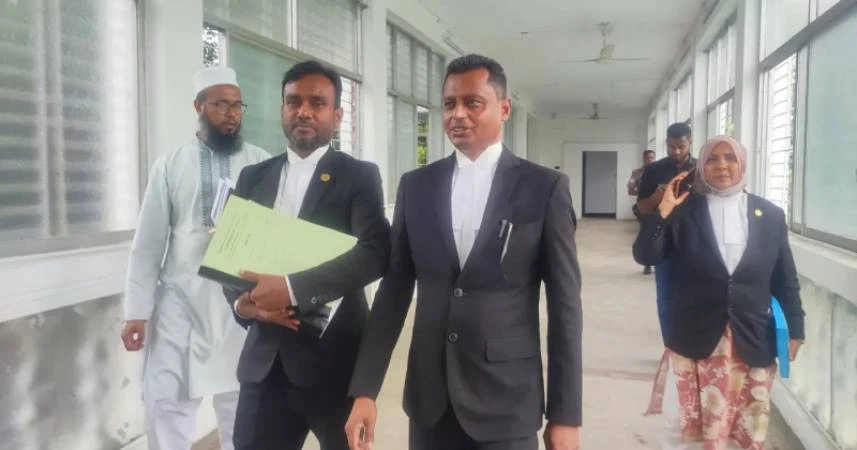 শাপলা চত্বর হত্যাকাণ্ড: শেখ হাসিনাসহ ৪১ জনের বিরুদ্ধে আনুষ্ঠানিক অভিযোগ জমা