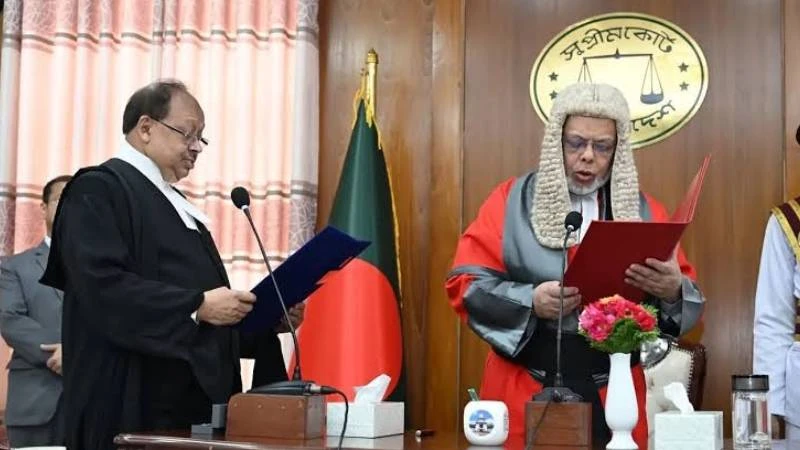 আপিল বিভাগের নবনিযুক্ত বিচারপতি হাবিবুল গনি শপথ গ্রহণ করলেন