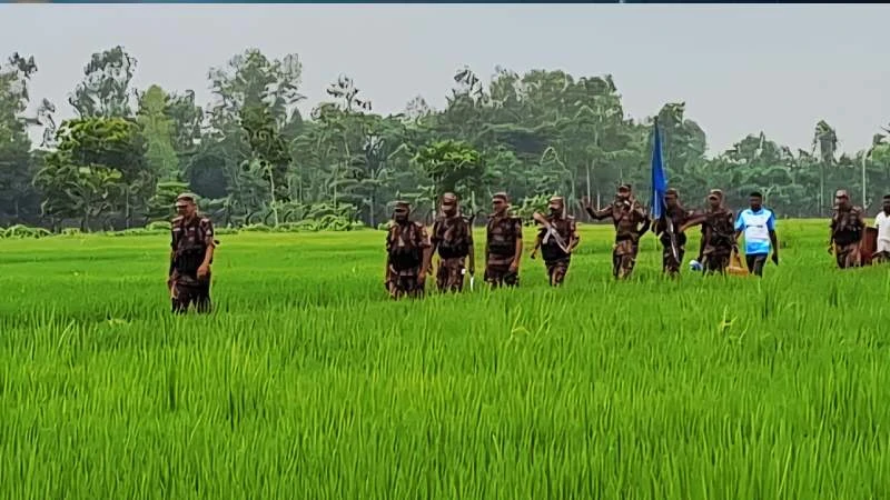 পীরগঞ্জে ৪০ ঘণ্টা পর বাংলাদেশির মরদেহ হস্তান্তর বিএসএফের