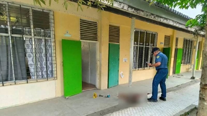 ফিলিপাইনের হাইস্কুলে বন্দুক হামলায় নিহত ৩, আহত ৮