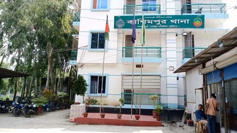 কাশিমপুরে ঝালমুড়ি বিক্রেতার ছুরিকাঘাতে যুবক  নিহত