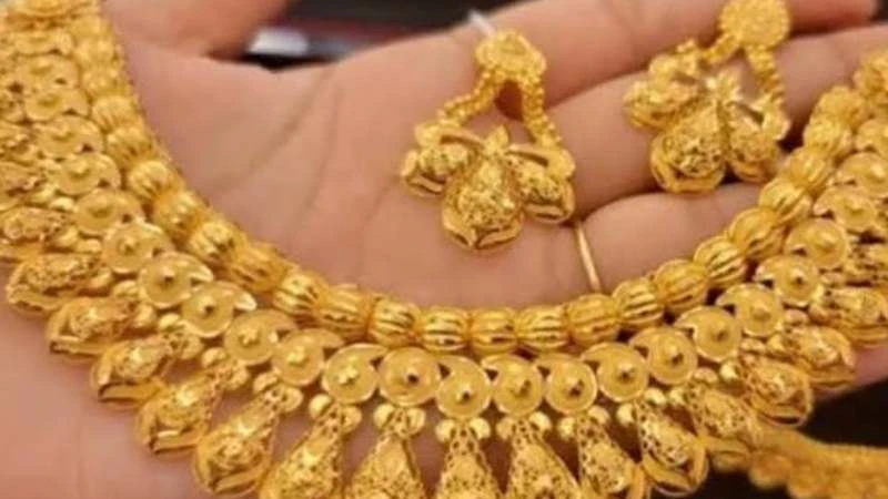 কমেছে সোনার দাম