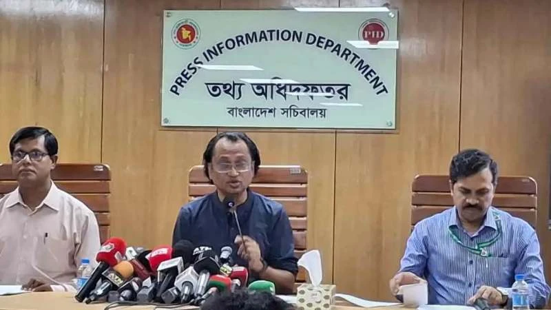 নির্ধারিত দামে এলপিজি পাওয়া না গেলে সরকার প্রয়োজনীয় ব্যবস্থা নেবে: প্রধানমন্ত্রীর উপদেষ্টা