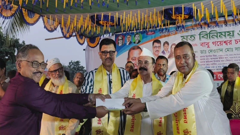 দুর্গাপূজার নিরাপত্তায় ভ্যানগার্ডের মতো থাকবে বিএনপি: গয়েশ্বর চন্দ্র রায়