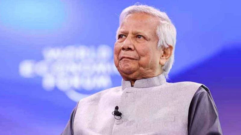 ড. ইউনূসকে হয়রানি ও অপপ্রচারের নিন্দা ১২ সাবেক উপদেষ্টার