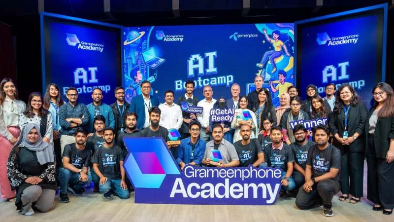 এআই বুটক্যাম্পে তরুণদের নতুন পথ দেখাচ্ছে গ্রামীণফোন