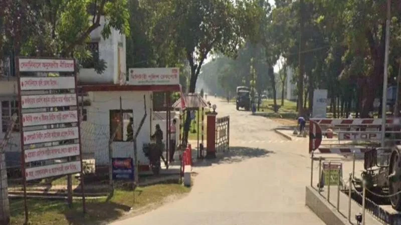 বগুড়ার জাহাঙ্গীরাবাদ সেনানিবাসে সেনাসদস্যের মরদেহ উদ্ধার