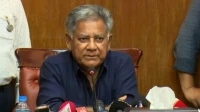 চট্টগ্রাম বন্দরে অচলাবস্থা, যা বললেন নৌ উপদেষ্টা