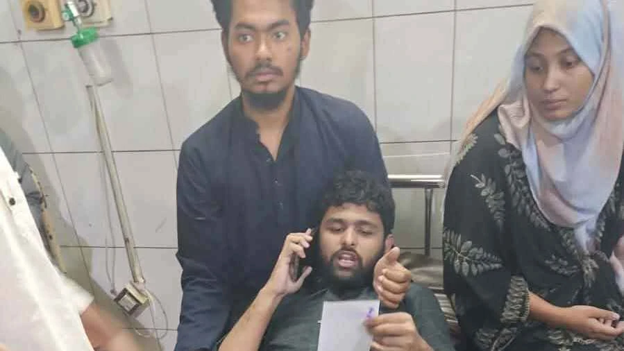 পুলিশের লাঠিপেটা-টিয়ারশেল, ইনকিলাব মঞ্চের জাবেরসহ আহত ২৩