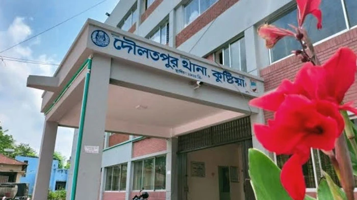 কুষ্টিয়ায় মোটরসাইকেল দুর্ঘটনায় ২ স্কুল ছাত্রের মৃত্যু