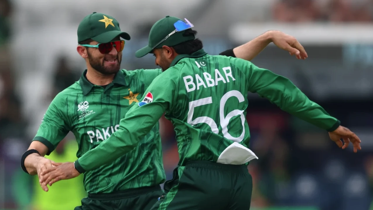 সহজ ম্যাচ হারতে হারতে জিতল পাকিস্তান