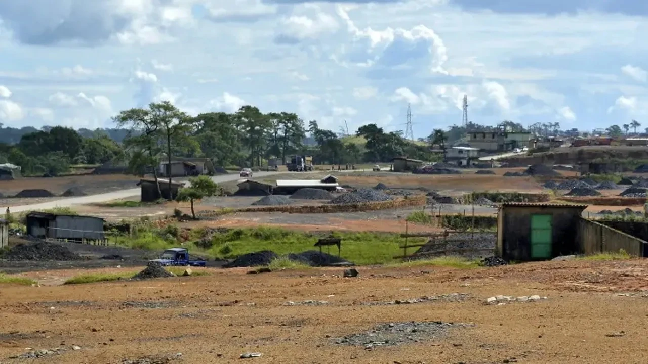 ভারতে খনিতে বিস্ফোরণে ১৮ মৃত্যু, আটকা অনেকে