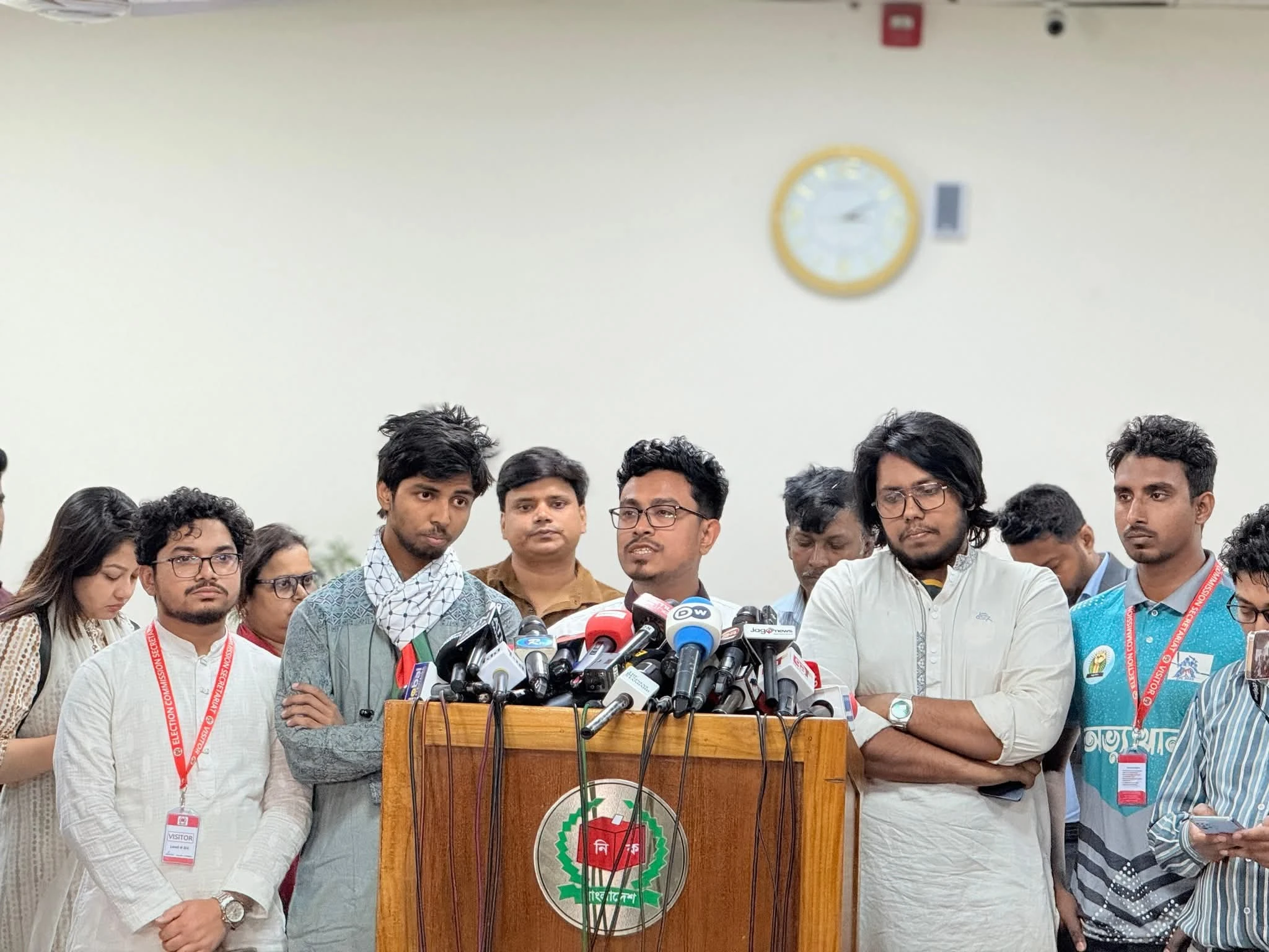 নির্বাচন কমিশনের কাছে ডাকসু ভিপির যে চার দাবি