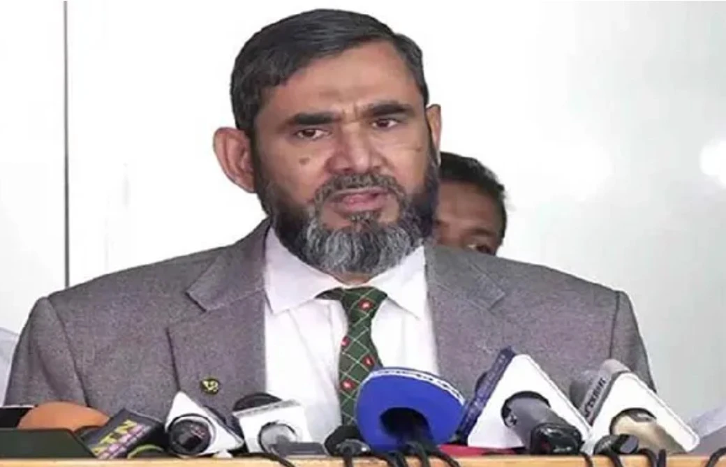 ভোটকেন্দ্রে সাংবাদিক ও পর্যবেক্ষকরা মোবাইল নিতে পারবেন