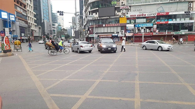 সরকারি ছুটি চারদিন, শপিং মল বন্ধ দুদিন