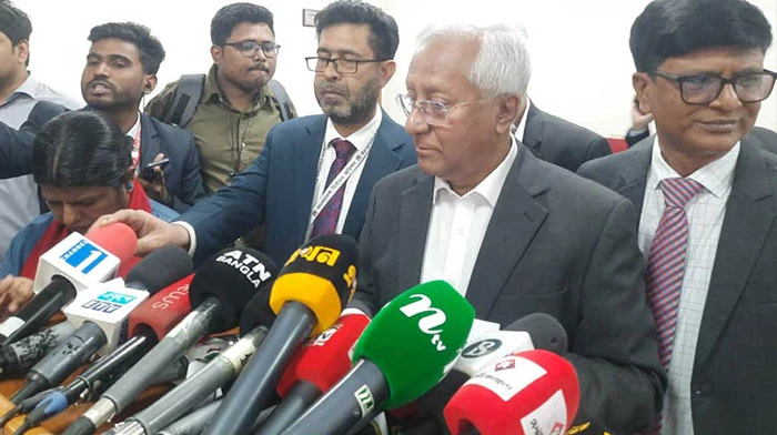 প্রায় ৩৩ শতাংশ ভোট পড়েছে দুপুর ১২টা পর্যন্ত: ইসি