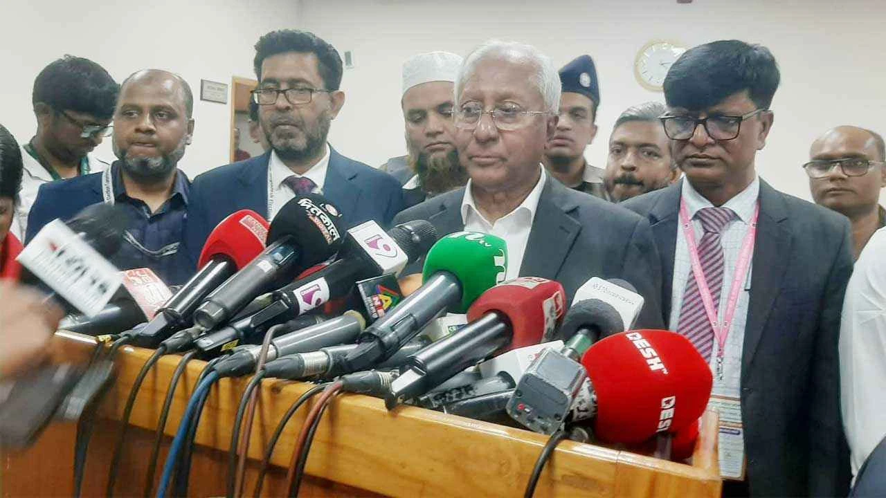 সাড়ে ৬ ঘণ্টায় ভোট পড়েছে ৪৮ শতাংশ: ইসি সচিব