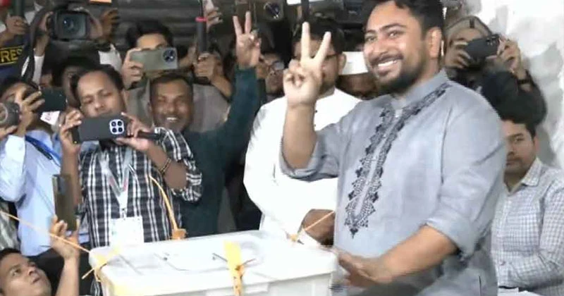 ১১ দলীয় জোট সরকার গঠনের দ্বারপ্রান্তে: নাহিদ ইসলাম