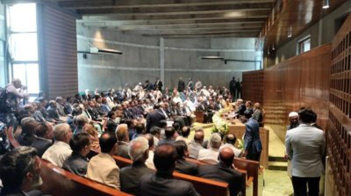 বিএনপির এমপিরা শুল্কমুক্ত গাড়ি-প্লট নেবেন না